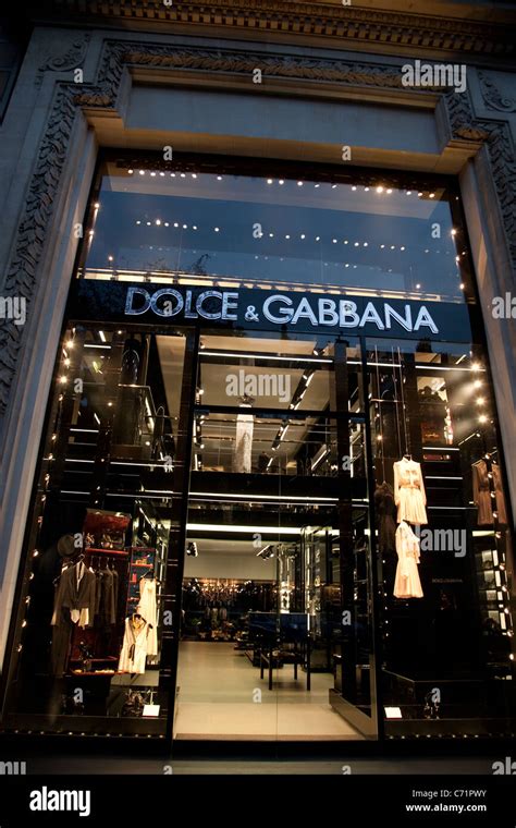 dolce and gabbana paris